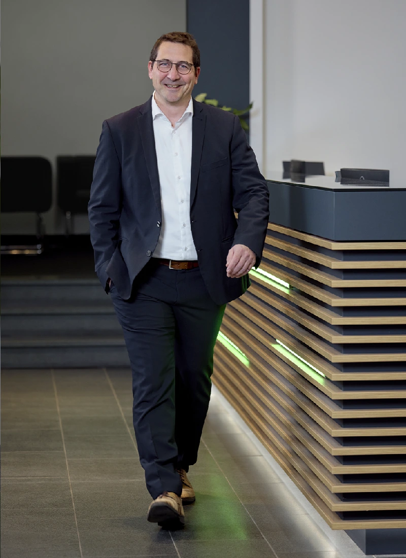 Aufnahme im Flur von Geschäftsführer der INTREAL