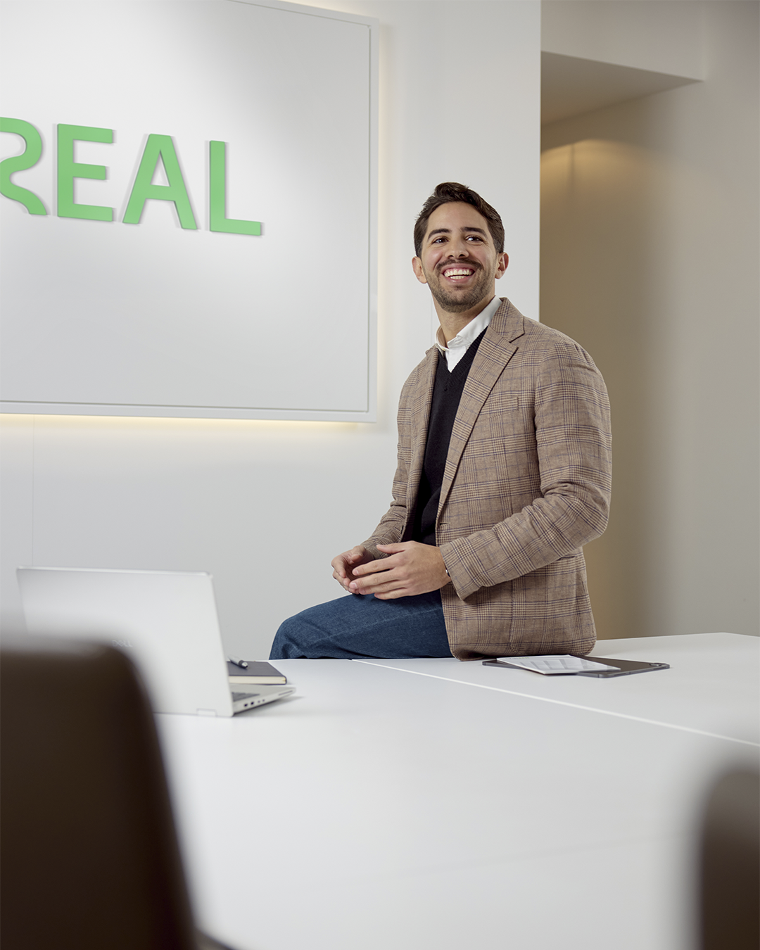 Bild im Besprechungsraum der INTREAL